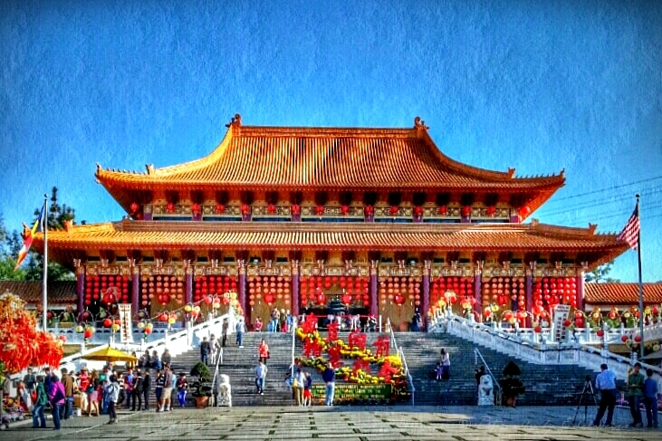 _hsi_lai_temple_grounds_sig